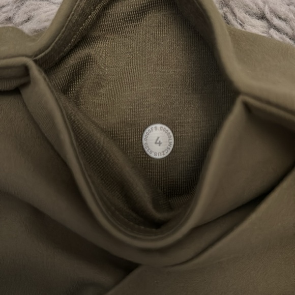 Lululemon Green 25” Leggings - Picture 2 of 4